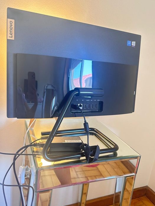 Lenovo IdeaCentre A340-22IWL + Teclado e Rato Gaming RGB