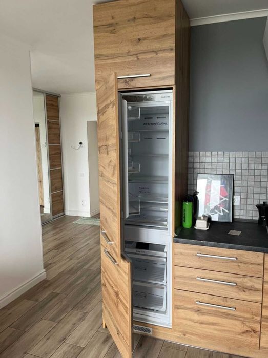 Продам у новобудові!