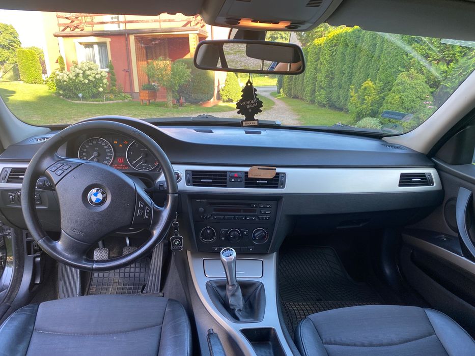 BMW e90 320d 2005r