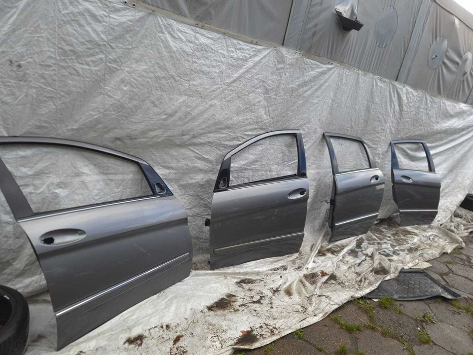 Drzwi Mercedes B-Klasa stan bdb