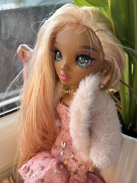 Lalka rainbow high sabrina