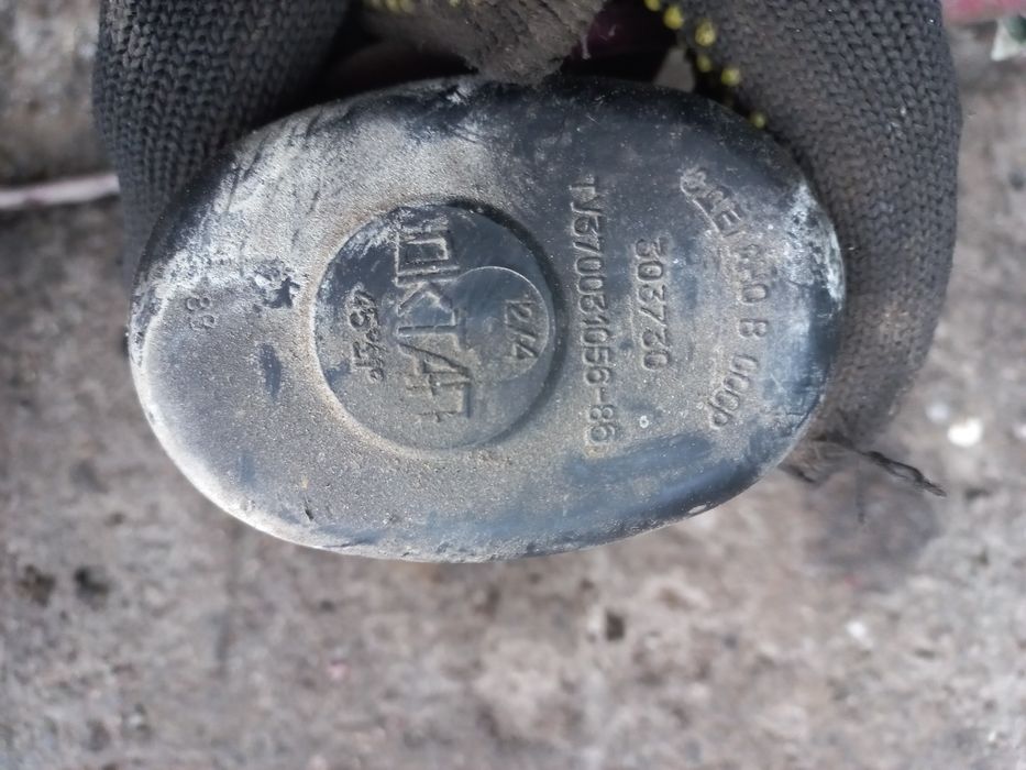 Двигуни двірників фар 2104 05.