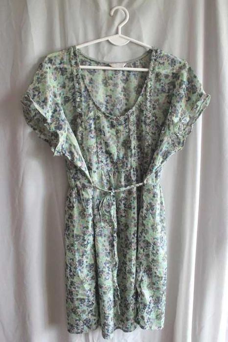 Jasnozielona tunika bluzka w kwiaty wiązana w pasie plus size M&S
