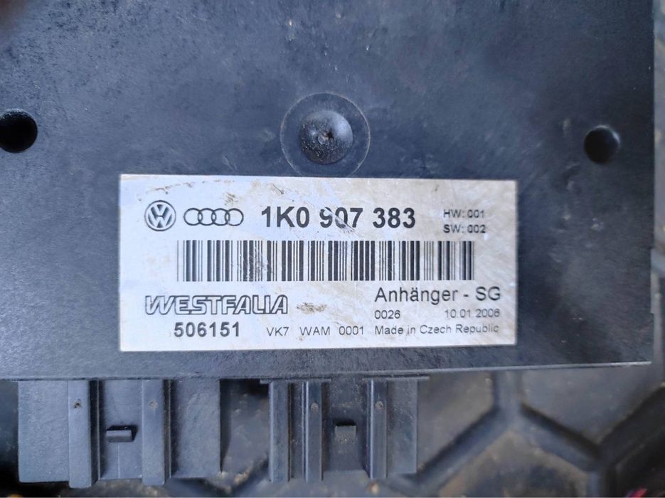 Блок керування фаркопом Volkswagen passat B6, Golf5, Caddy3 1K0907383