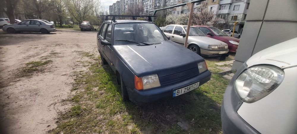 Продается Славута,цвет синий