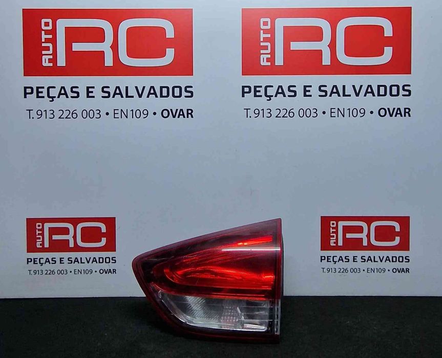 Farolim da Mala Direito - RENAULT CLIO IV