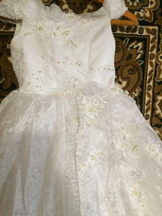 Плаття для діачинки 300 грн