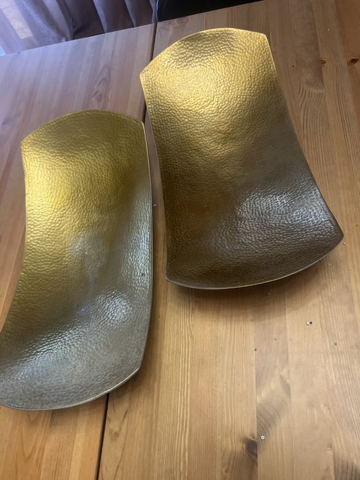 Decoraçao duas travessas em estado satifatorio