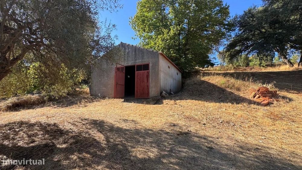 Terreno com vista deslumbrante – 5.600 m² em Aranhas