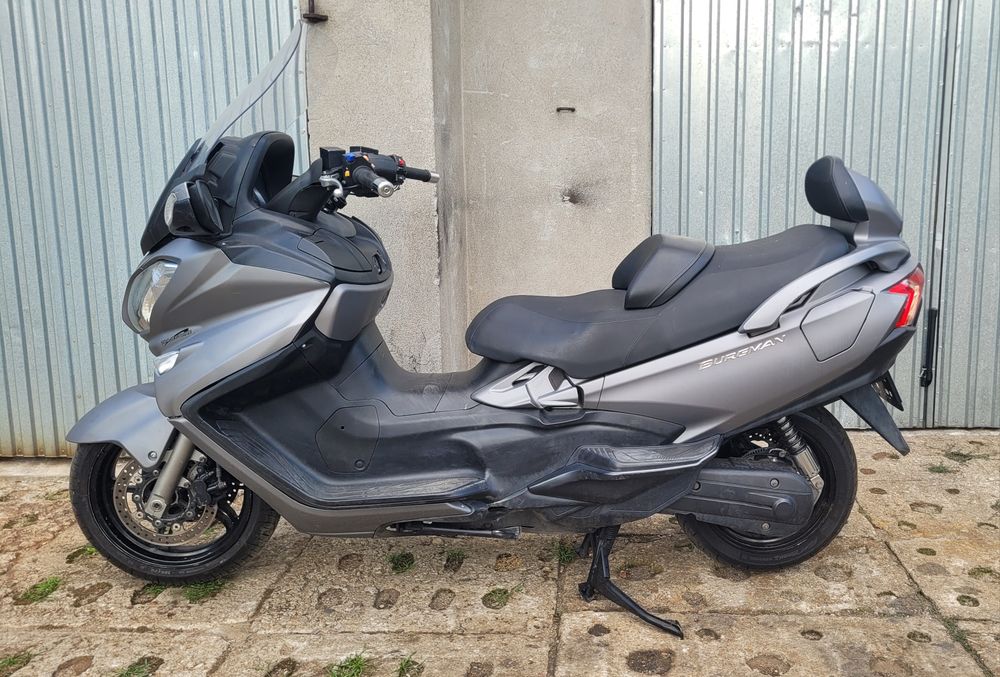 Suzuki burgman 2015 Exekutive 650
