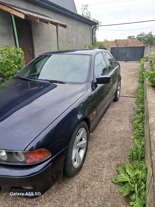 Авто Бмв е39 2.5 бензин
