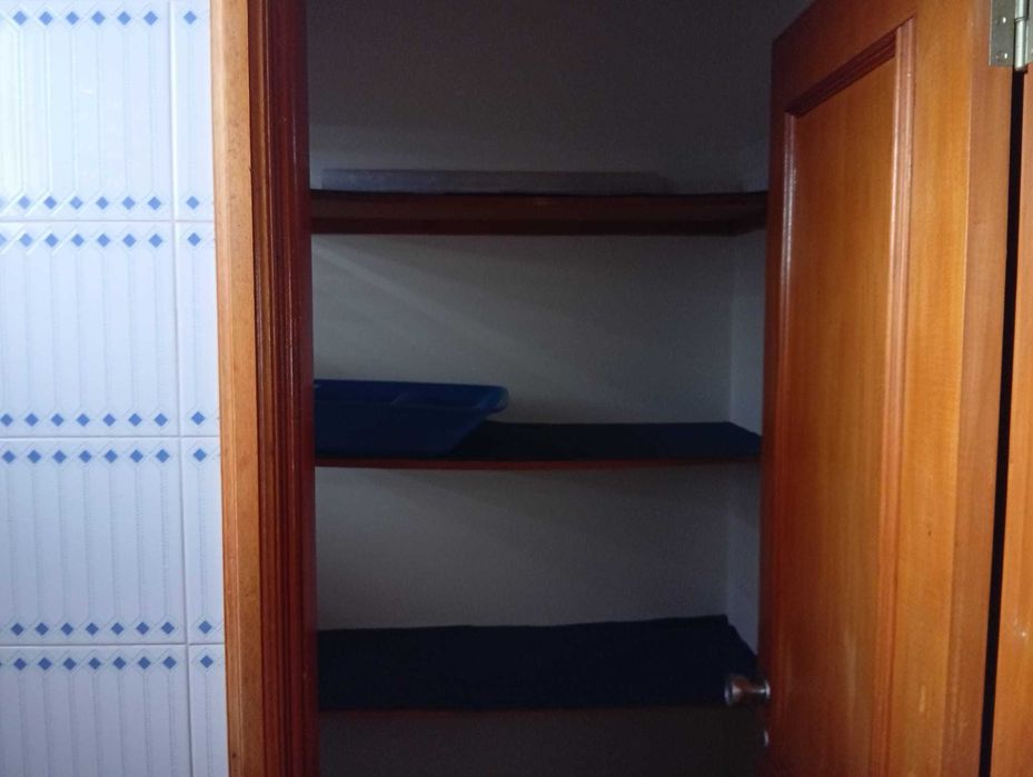Quartos em vivenda