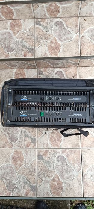 Підсилювач QSC 2шт.плюс рекова сумка.
