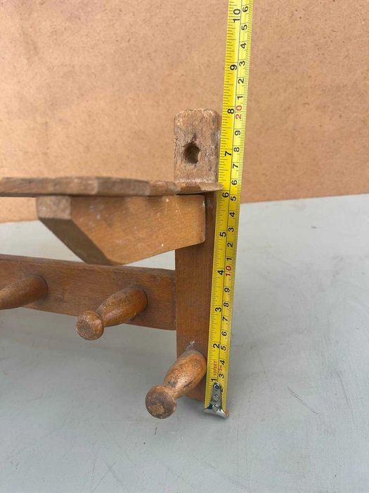 Вешалка деревянная