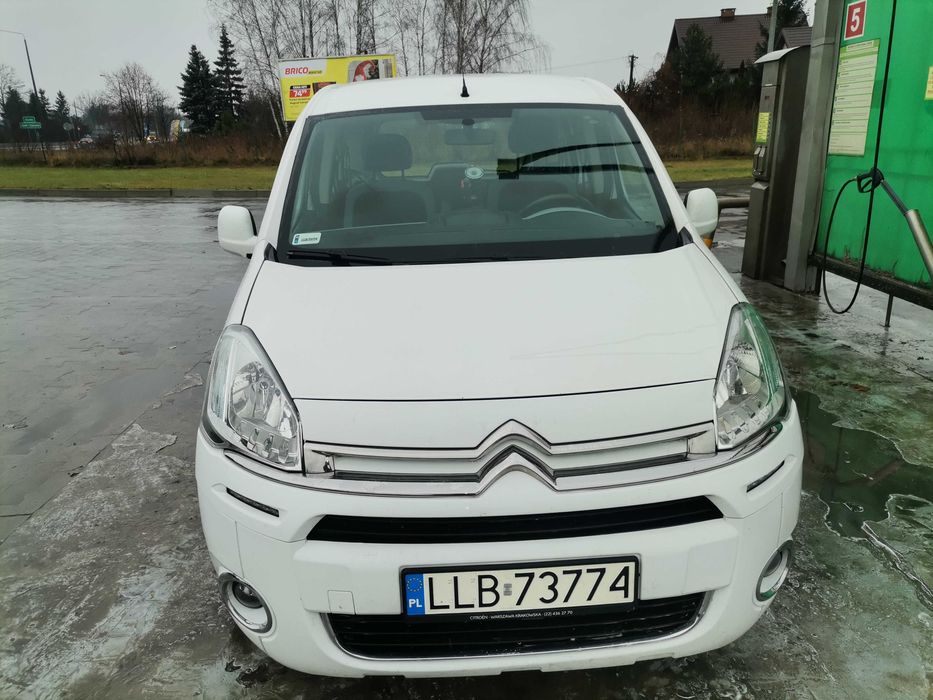 Sprzedam Berlingo 1.6 hdi 2015 rok