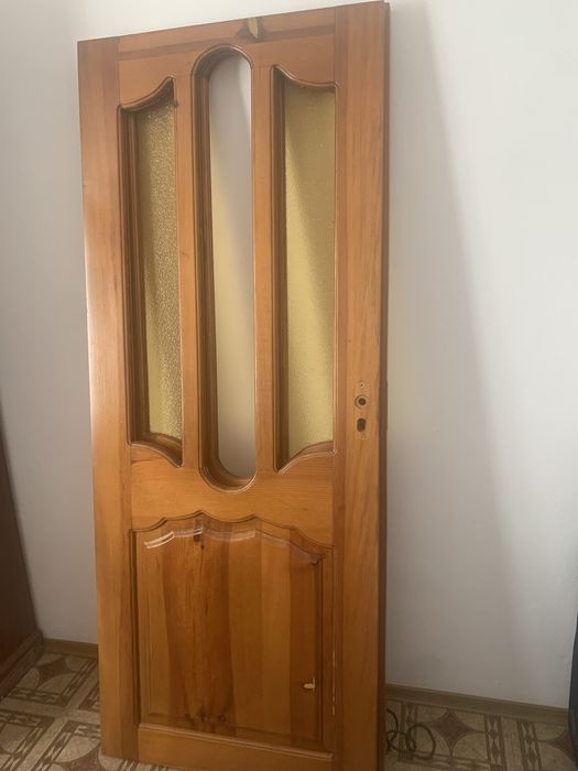 Двері з дерева( сосна) міжкімнатні (2 шт)