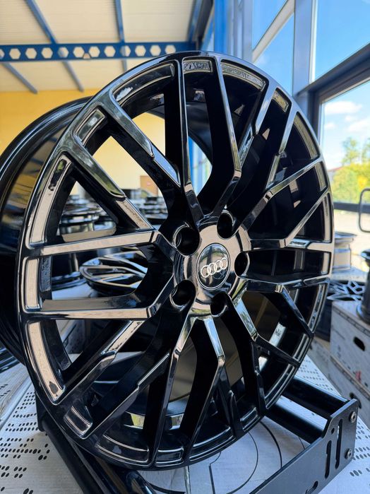 Felgi aluminiowe 19 cali Audi A4 A5 A6 A8 Q3 Q5 czarny połysk