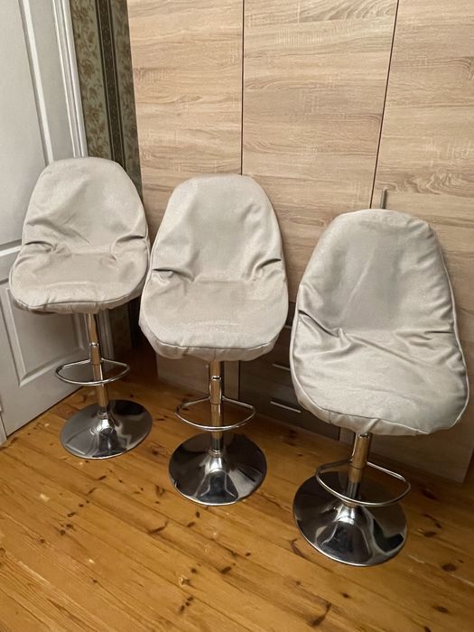 Продам барні стільці