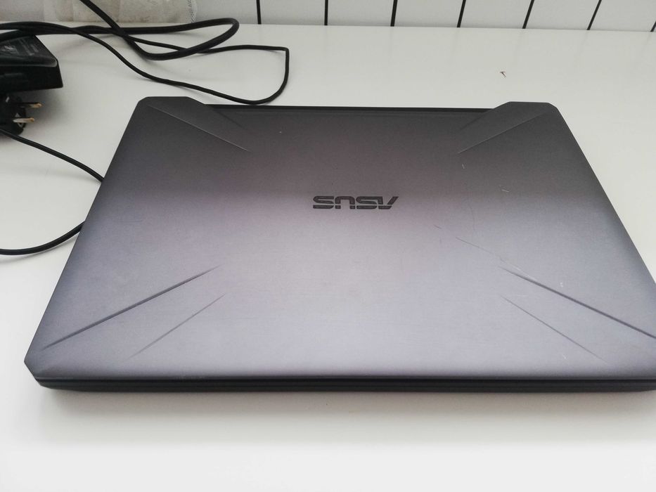 Sprzedam laptopa ASUS TUF GAMING 15"