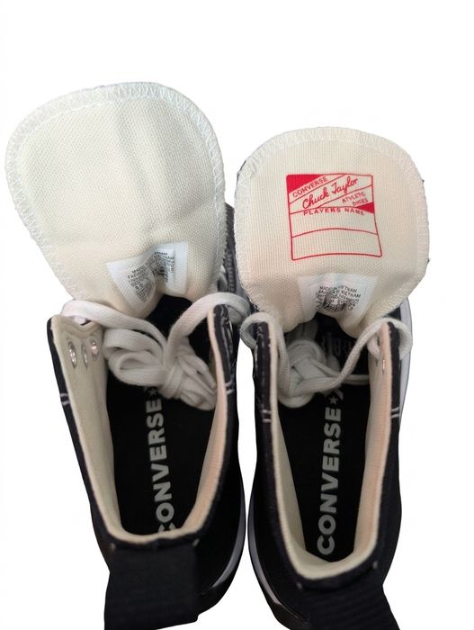 Converse Run Star Hike