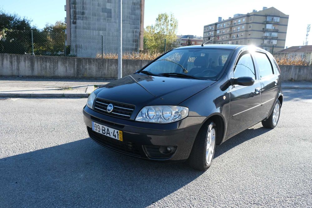 Fiat Punto 1.3 Multijet 2005 | 143.000 km comprovados | 1 Dona | Nacional — photo 2