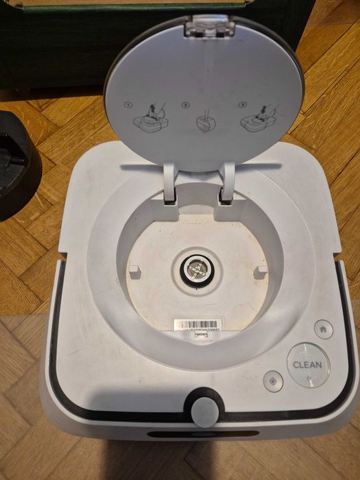 iRobot Brava Jet m6 - robot mopujący