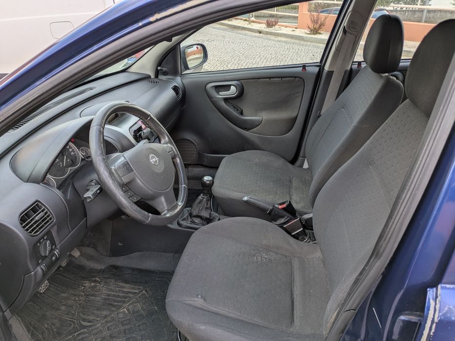 Carro Opel corsa 2003