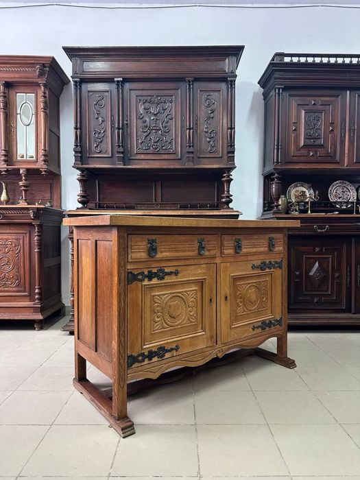 Різьблена тумба комод дерево з кованими елементами 4122