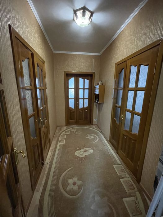 Продам будинок з меблями та технікою м.Гайсин
