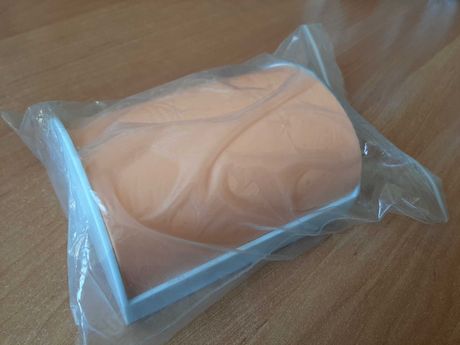 Podkładka, pad do nauki iniekcji domięśniowych