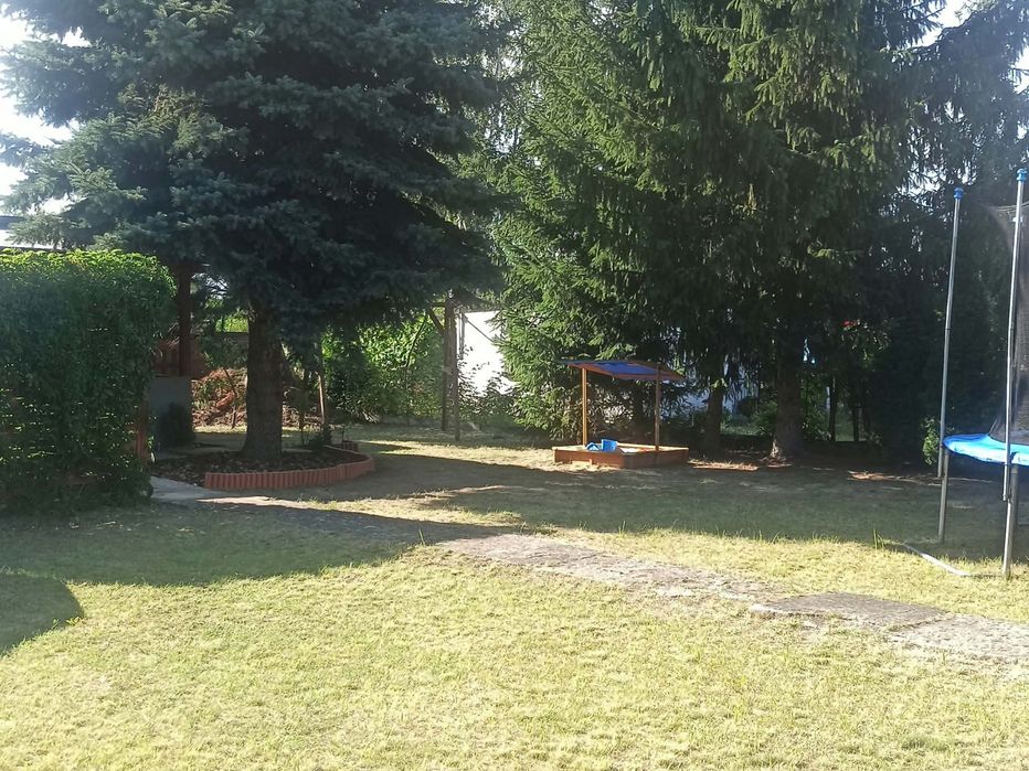Sprzedam działke rekreacyjną z murowaną altaną.