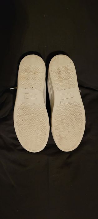 Buty sportowe że skóry naturalnej