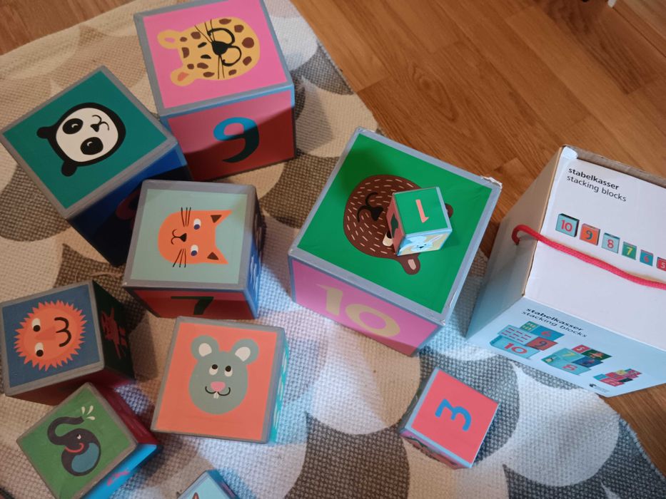 tapete  / puzzle / jogos - criança