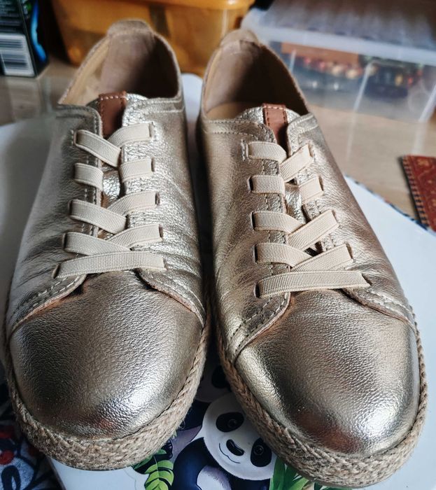 Złote skórzane espadryle Lasocki 40