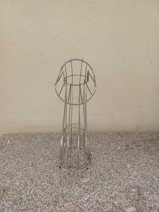 Suporte fruteira metálica para laranjas