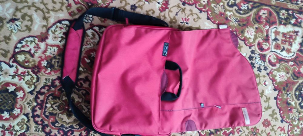 Брендова сумка Tech Air для ноута 17", навчання, роботи