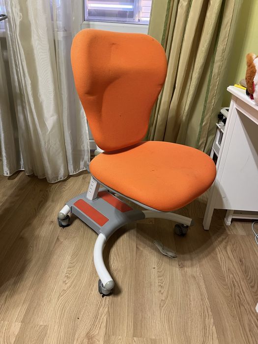 Ортопедичний стілець