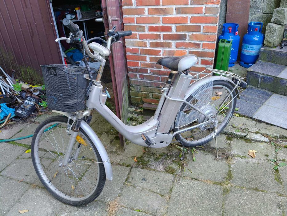 Rower elektryczny sprawny manetka