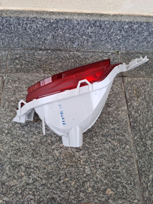 Farol Nevoeiro Toyota Yaris 2015