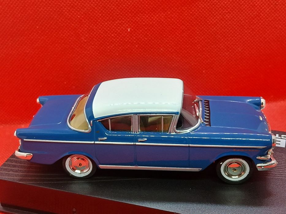 Miniatura 1/43 Opel Kapitan PI Limousine  1958/59