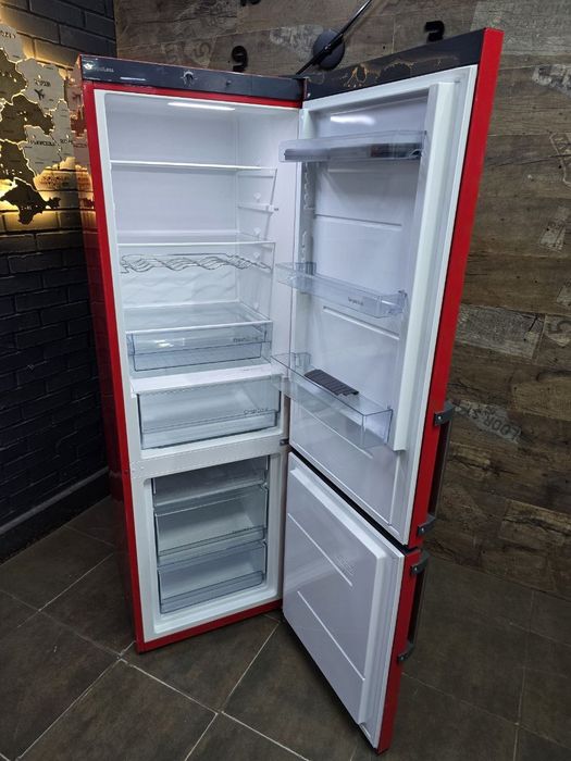 Холодильник Beko, NoFrost, 176×60×60. Техніка з Європи