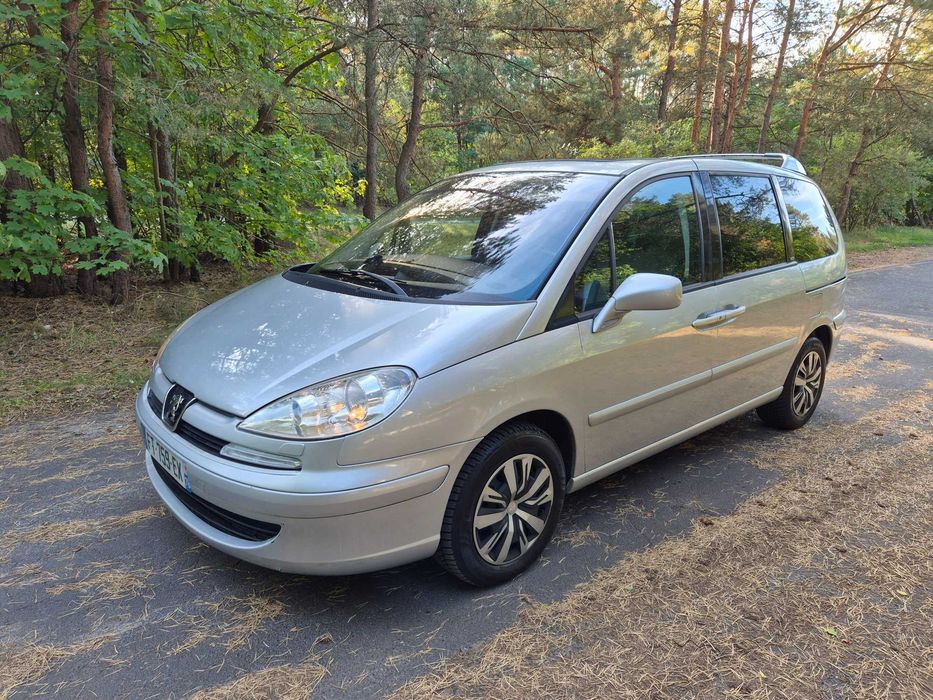 Peugeot 807