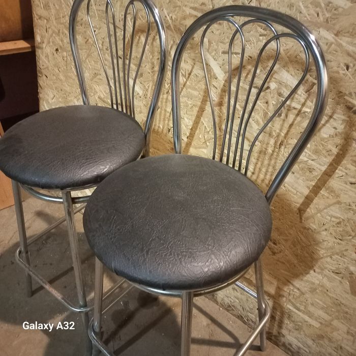 Стуло барное б/у продам