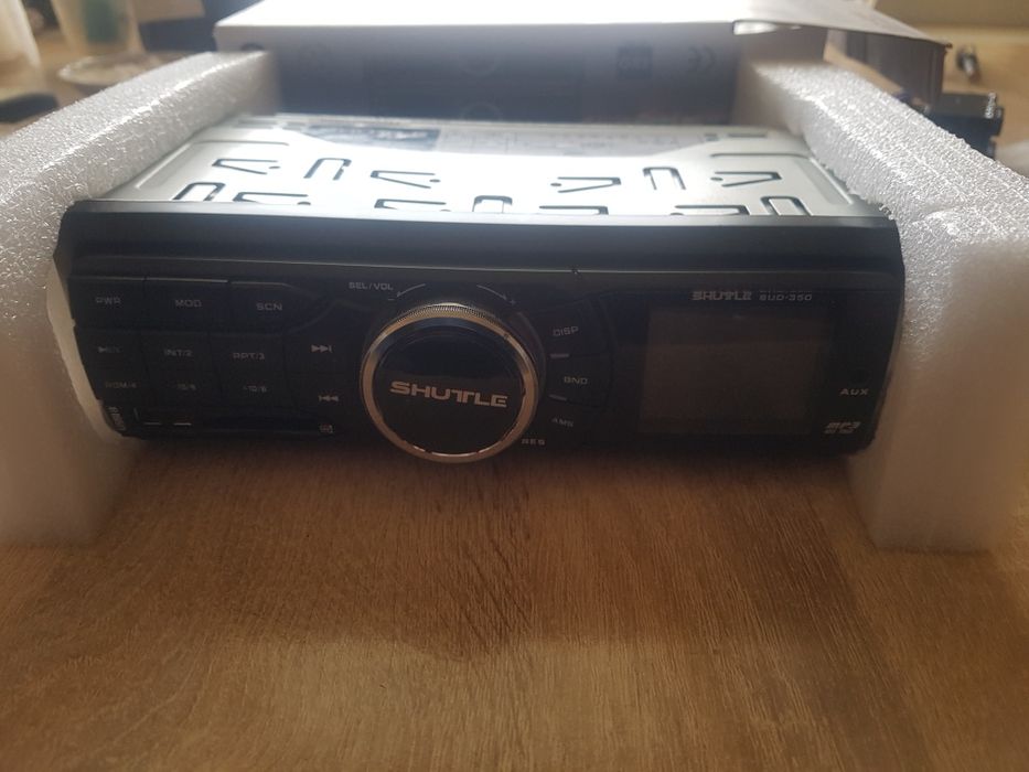 Новенькая  магнитола!