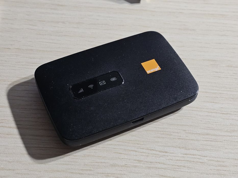 Router 4G LTE Alcatel MW40 (Airbox LTE) brak Sim locku