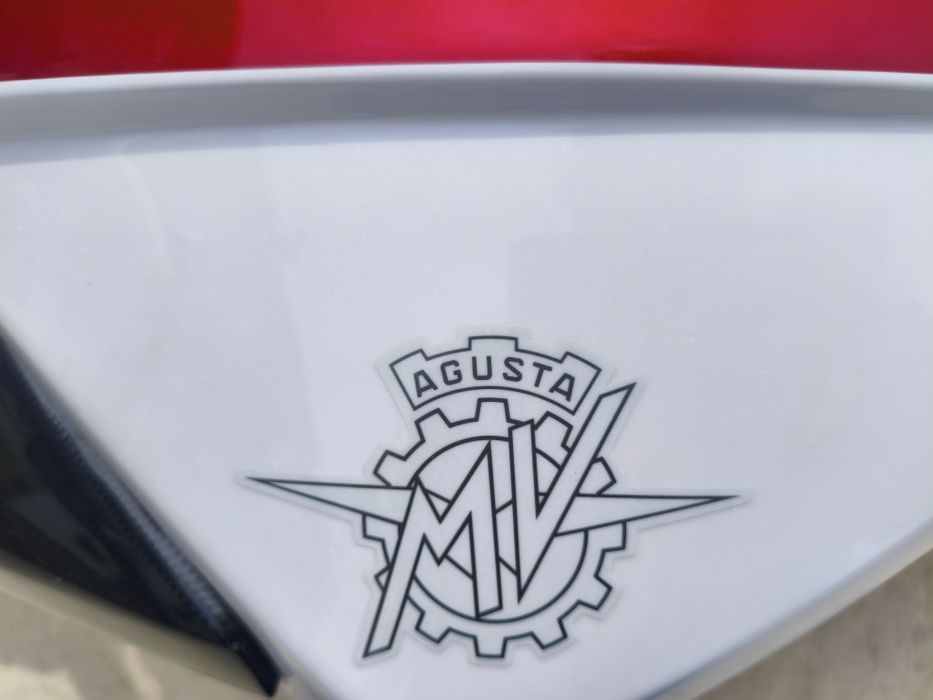 MV Agusta 800 RR