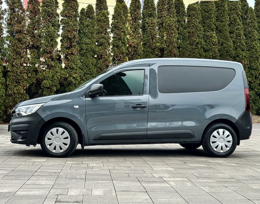 Автомобіль Reno express 2023