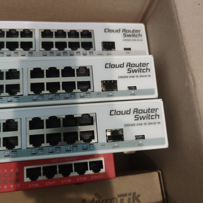 Комутатор MikroTik CRS125-24G-1S-2HnD-IN