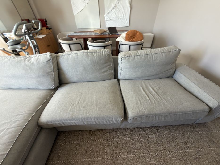 Sofá Kivik 3 lugares + chaise