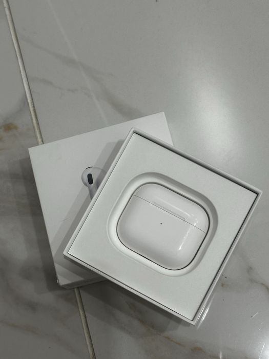 Airpods 3, аирподси 3